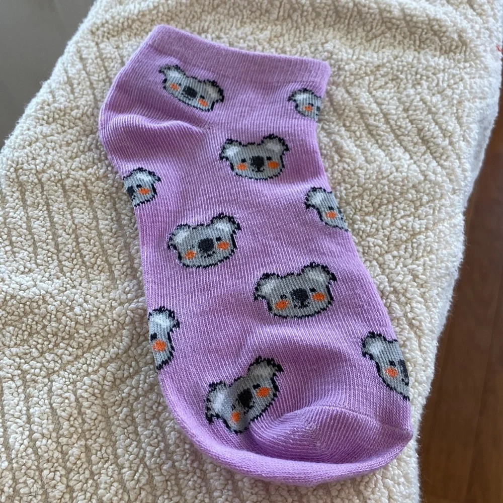 Snugadoo Blue White Fuzzy Panda Bear Socks Bonus Purple Koala Bear One Size